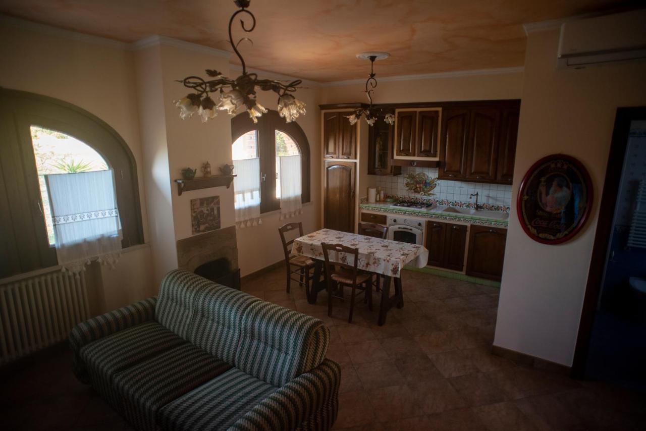 La Ginestra Hotel Castel San Lorenzo Екстериор снимка
