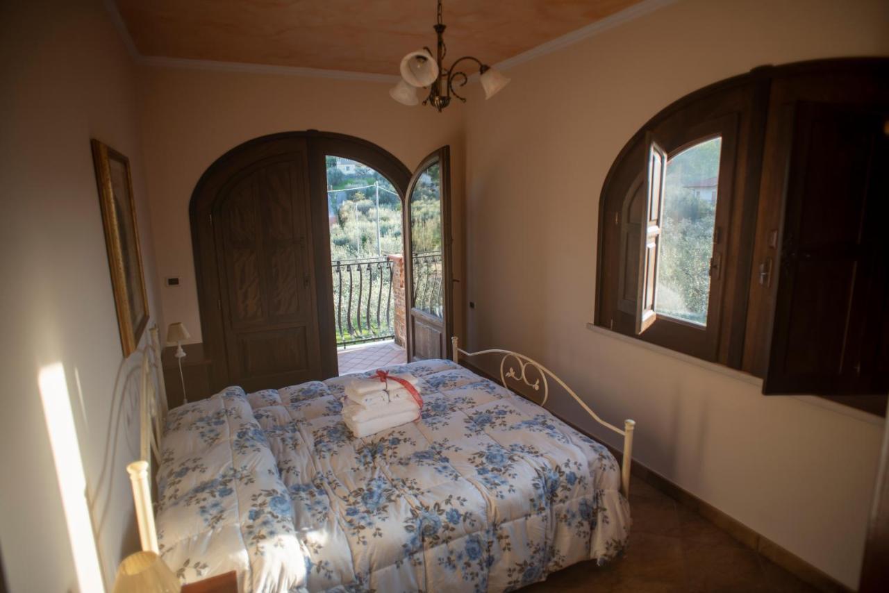 La Ginestra Hotel Castel San Lorenzo Екстериор снимка