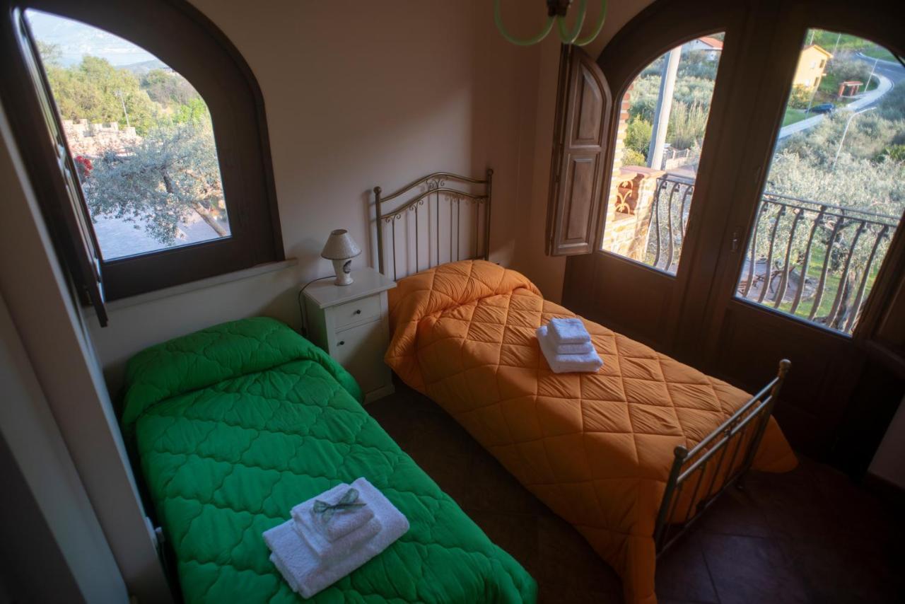 La Ginestra Hotel Castel San Lorenzo Екстериор снимка