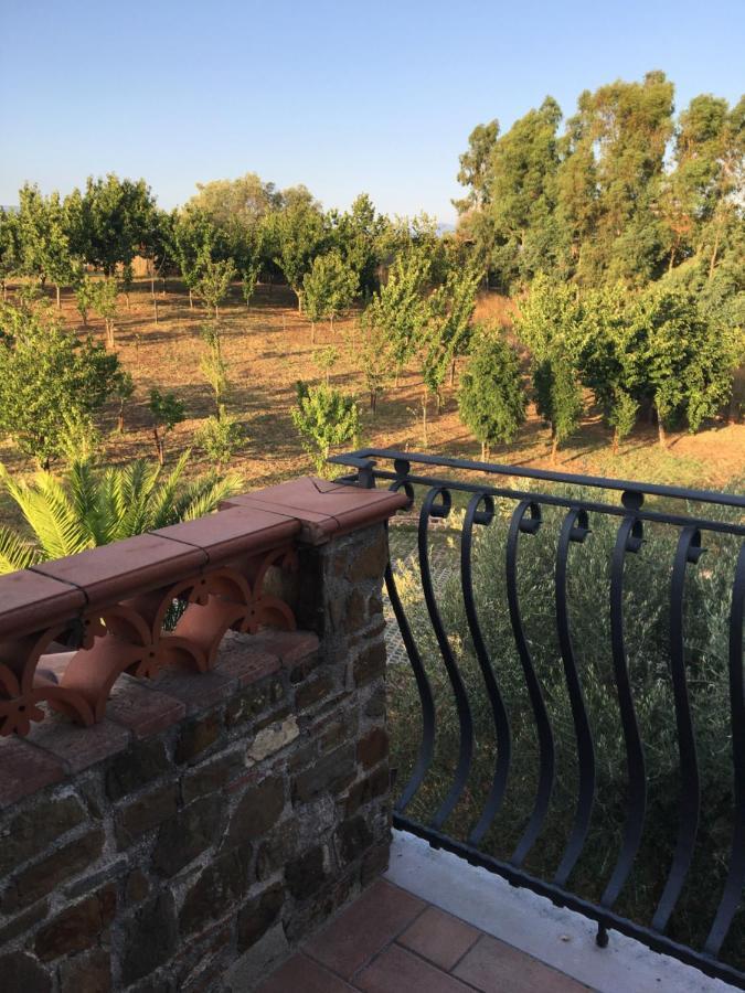 La Ginestra Hotel Castel San Lorenzo Екстериор снимка