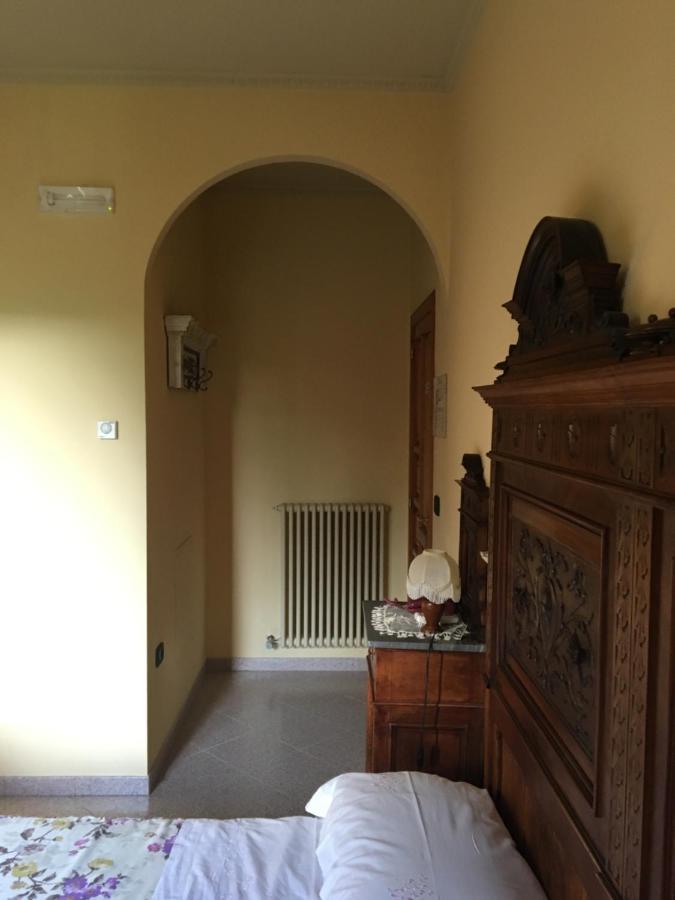 La Ginestra Hotel Castel San Lorenzo Екстериор снимка