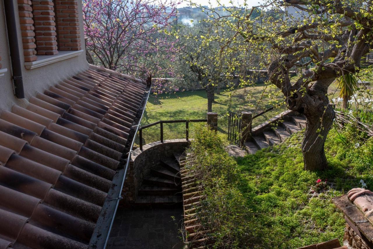 La Ginestra Hotel Castel San Lorenzo Екстериор снимка
