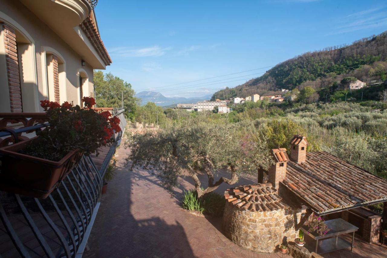 La Ginestra Hotel Castel San Lorenzo Екстериор снимка