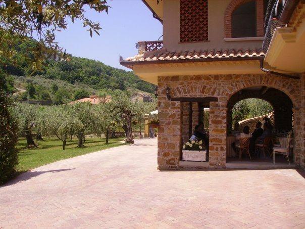 La Ginestra Hotel Castel San Lorenzo Екстериор снимка