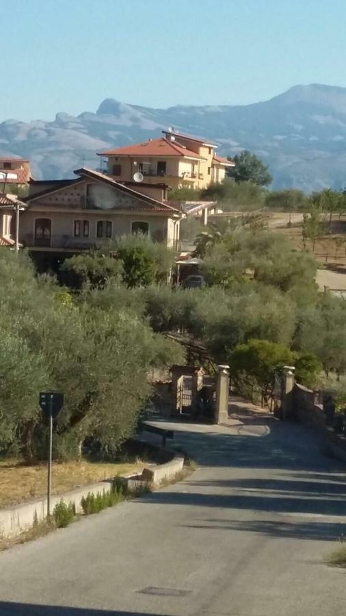 La Ginestra Hotel Castel San Lorenzo Екстериор снимка
