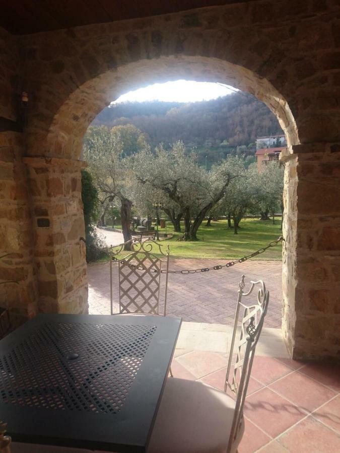 La Ginestra Hotel Castel San Lorenzo Екстериор снимка